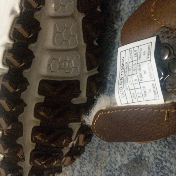 UGG + White Mountaineering Hiking/Winter Boots/shoes  NWOT - Picture 2 of 12